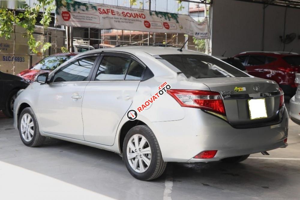 Bán Toyota Vios 1.5E đời 2016, màu bạc chính chủ, 486tr-4