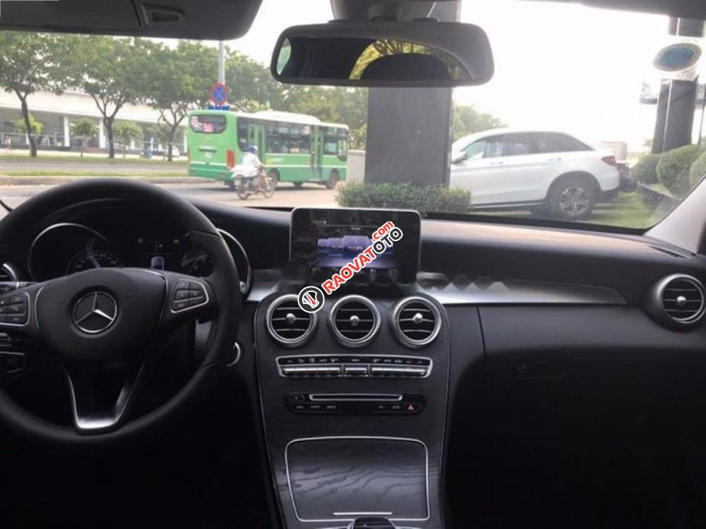 Cần bán xe Mercedes C200 đời 2016, màu trắng-1