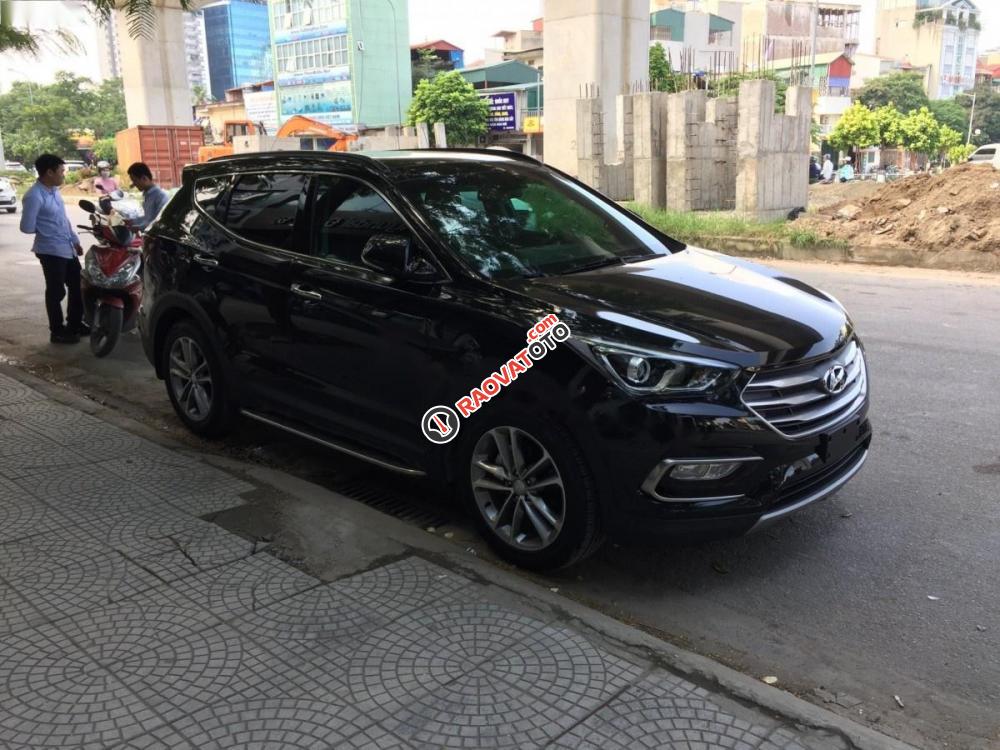 Cần bán Hyundai Santa Fe đời 2017, màu đen-1