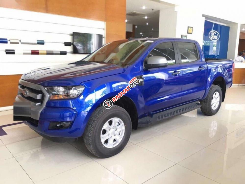 Bán Ford Ranger XLS AT đời 2017, màu xanh lam, nhập khẩu, 655tr-2