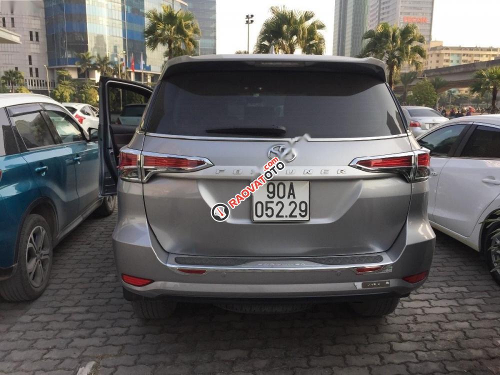 Bán Toyota Fortuner 2.5G đời 2017, màu bạc, nhập khẩu nguyên chiếc-1