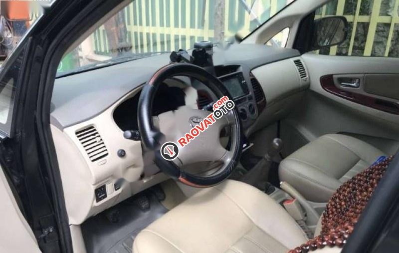 Bán ô tô Toyota Innova G đời 2006, màu đen, giá tốt-0