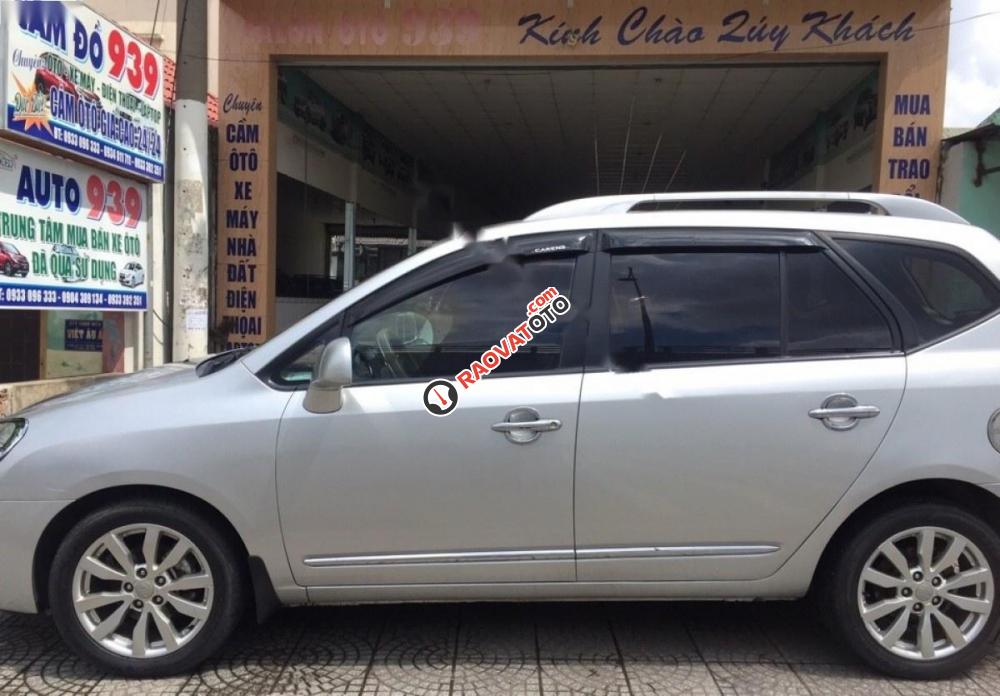 Cần bán xe Kia Carens EX 2.0MT năm 2011, màu bạc-2