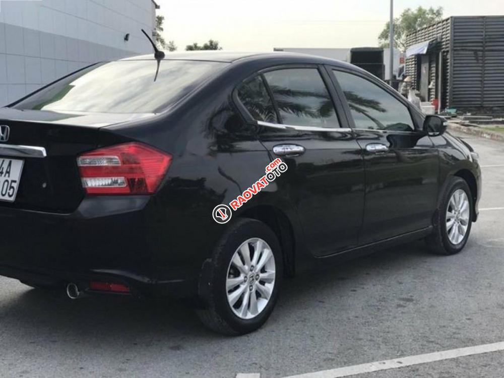 Cần bán gấp Honda City đời 2013, màu đen như mới-5