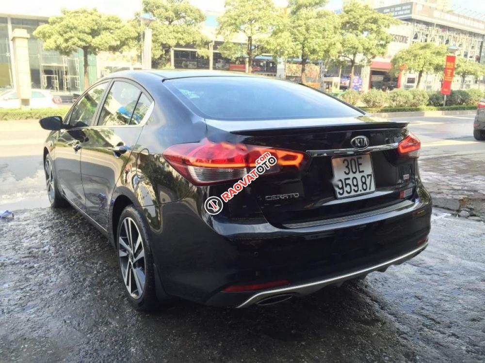 Cần bán Kia Cerato 1.6AT đời 2017, màu đen, 633tr-0