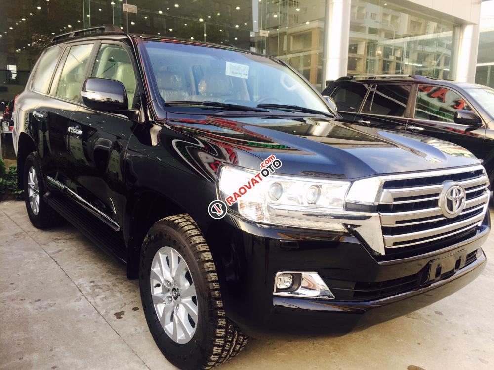 Bán Toyota Land Cruiser V8 nhập khẩu Nhật màu đen, giao ngay-1