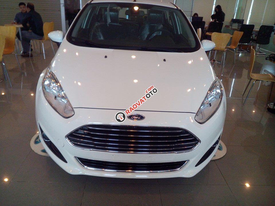 GIao ngay Ford Fiesta 1.0 EcoBoost Sport sản xuất 2017, 505 triệu, cùng quà tặng hấp dẫn-0