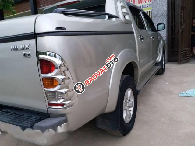 Bán Toyota Hilux 3.0G đời 2011, màu bạc, nhập khẩu nguyên chiếc số sàn, giá tốt-1