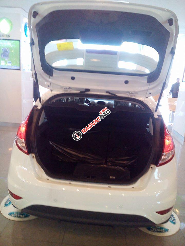 GIao ngay Ford Fiesta 1.0 EcoBoost Sport sản xuất 2017, 505 triệu, cùng quà tặng hấp dẫn-6