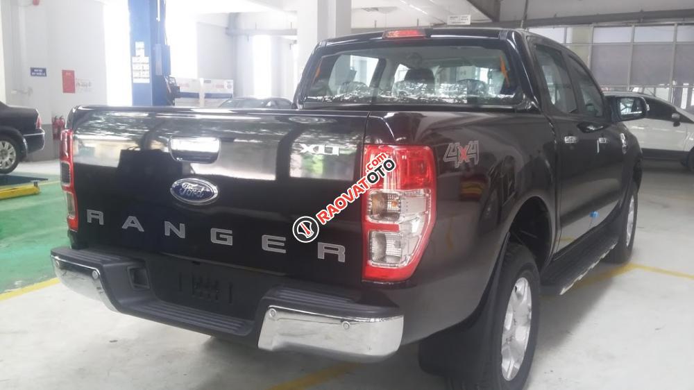 Bán xe Ford Ranger XLT 4x4 MT đời 2017, màu đen, xe nhập giá cạnh tranh, hỗ trợ trả góp-9