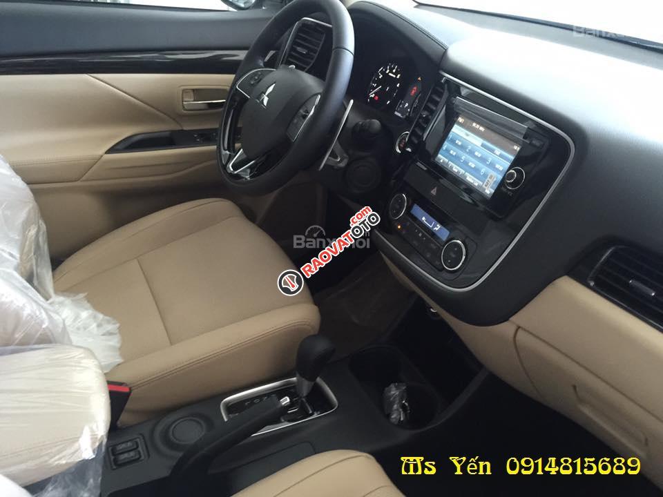 Bán xe Mitsubishi Outlander 2.0 giá tốt tại Quảng Bình, liên hệ 0914815689-3