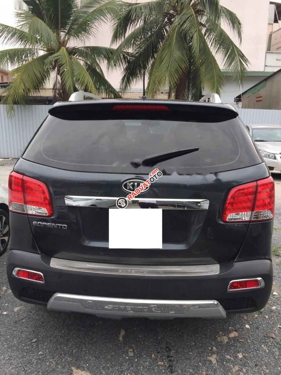 Cần bán xe Kia Sorento 2.4AT đời 2014, màu xám số tự động-0