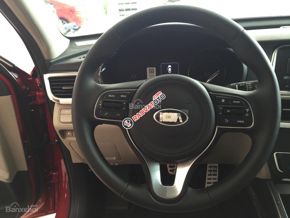 Bán xe Kia Optima GAT màu đỏ 2017 tại Vĩnh Phúc - Liên hệ ngay: 0979.428.555 để được ưu đãi lớn nhất-4