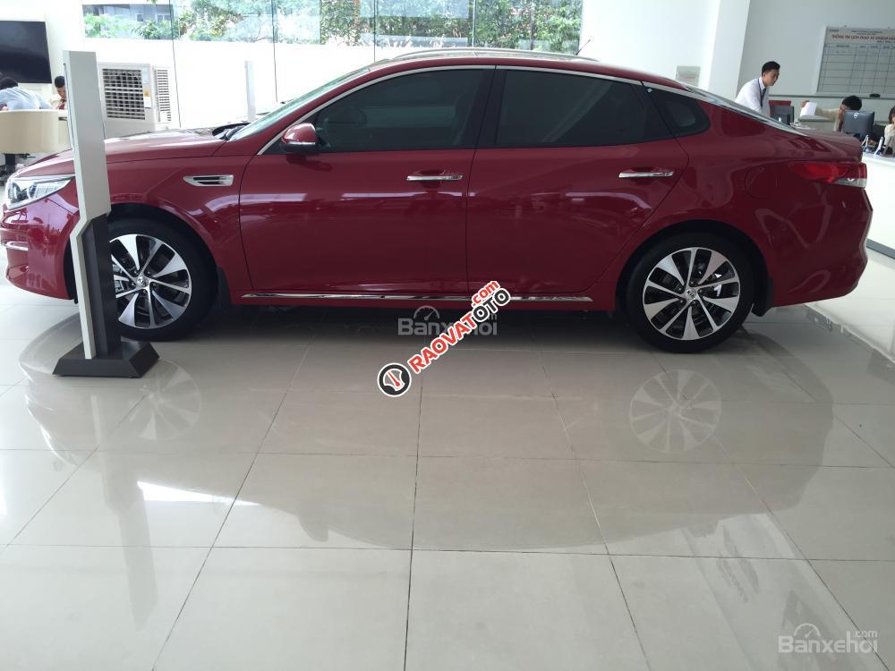 Bán xe Kia Optima GAT màu đỏ 2017 tại Vĩnh Phúc - Liên hệ ngay: 0979.428.555 để được ưu đãi lớn nhất-9