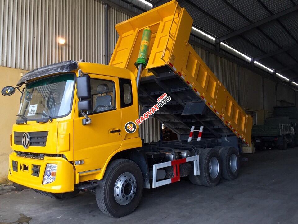 Bán xe tải trên 10 tấn 2017, màu vàng, xe nhập-1