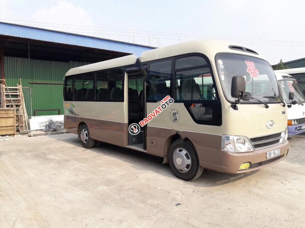 Cần bán xe Hyundai County Limousine 2009, màu kem (be), 565tr-2