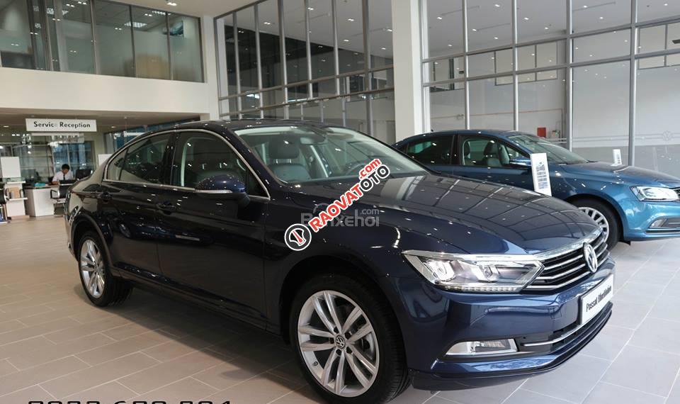 Volkswagen Passat GP - Giá đặc biệt, LH Long 0933689294-2