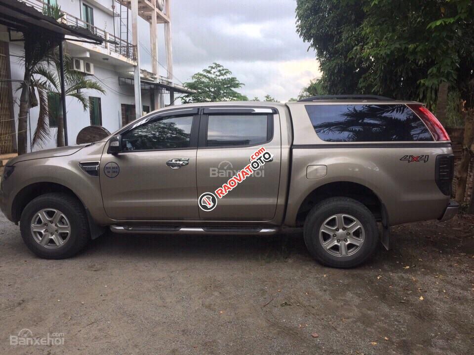 Bán xe Ford Ranger XLT 4x4 MT năm 2014, màu vàng, nhập khẩu, giá tốt-5