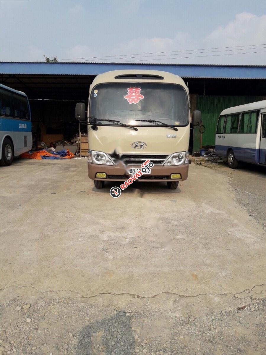 Cần bán xe Hyundai County Limousine 2009, màu kem (be), 565tr-4