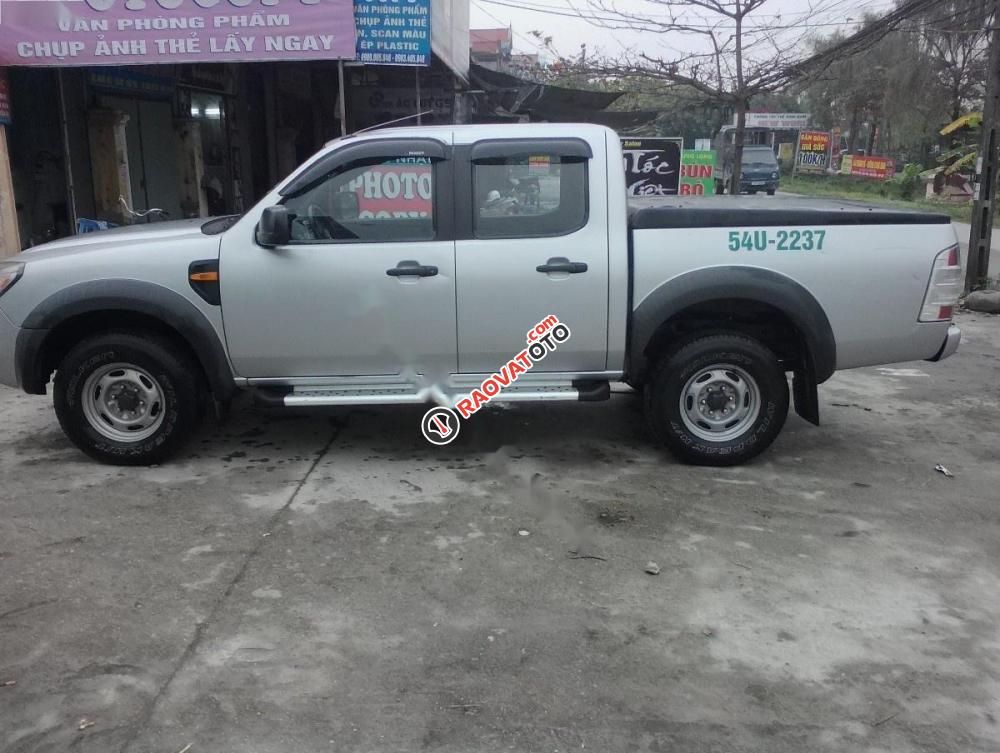 Cần bán Ford Ranger XL đời 2010, màu bạc, xe nhập chính chủ, 310 triệu-1