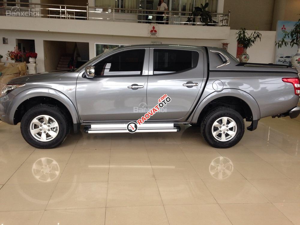 Bán ô tô Mitsubishi Triton GLX 2017, màu xám tại Quảng Bình, hotline: 0946670103-2