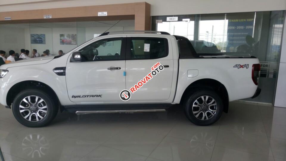 Cần bán xe Ford Ranger Wildtrak 3.2 4x4 AT đời 2017, màu trắng, nhập khẩu-5
