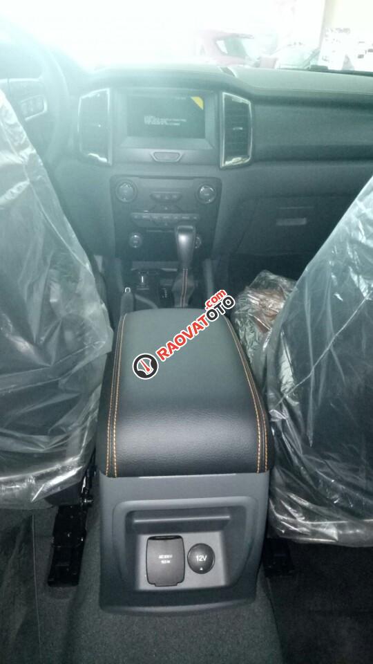 Cần bán xe Ford Ranger Wildtrak 3.2 4x4 AT đời 2017, màu trắng, nhập khẩu-1