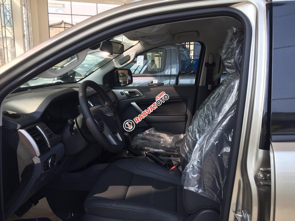 Bán Ford Everest 2.2 Trend, xe giao ngay. LH 0933523838-10