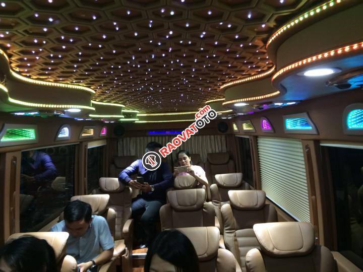 Bán xe Hyundai County Limousine sản xuất 2017, xe nhập-8