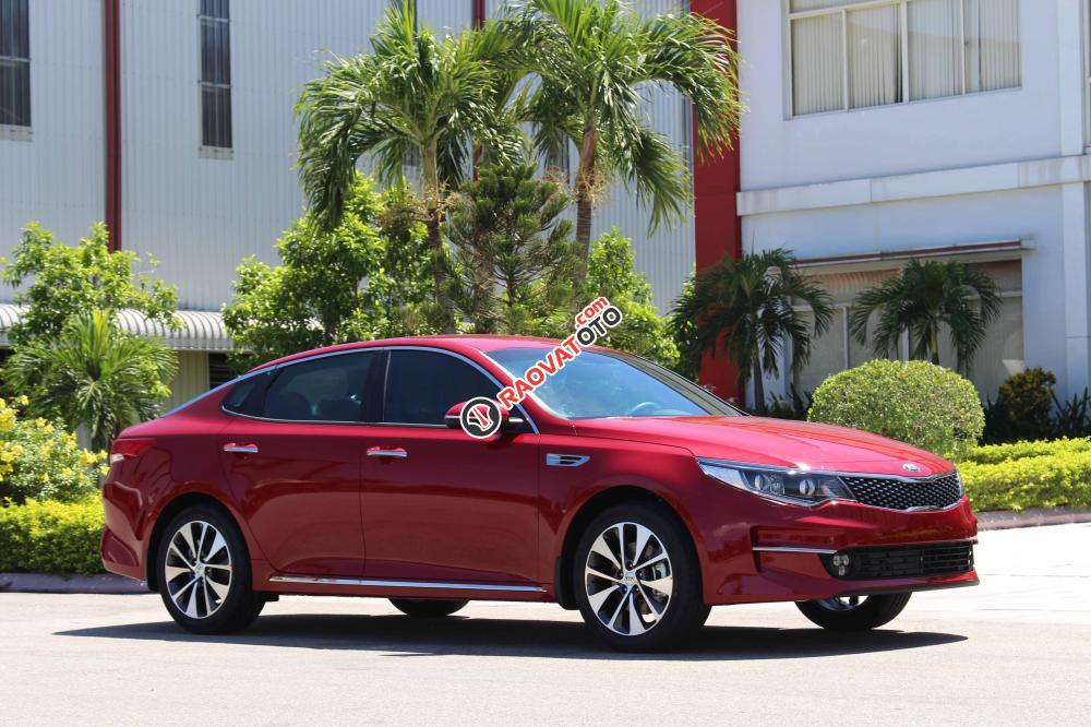 Bán Kia Optima 2.0AT sản xuất 2017, màu đỏ, có xe giao ngay-3