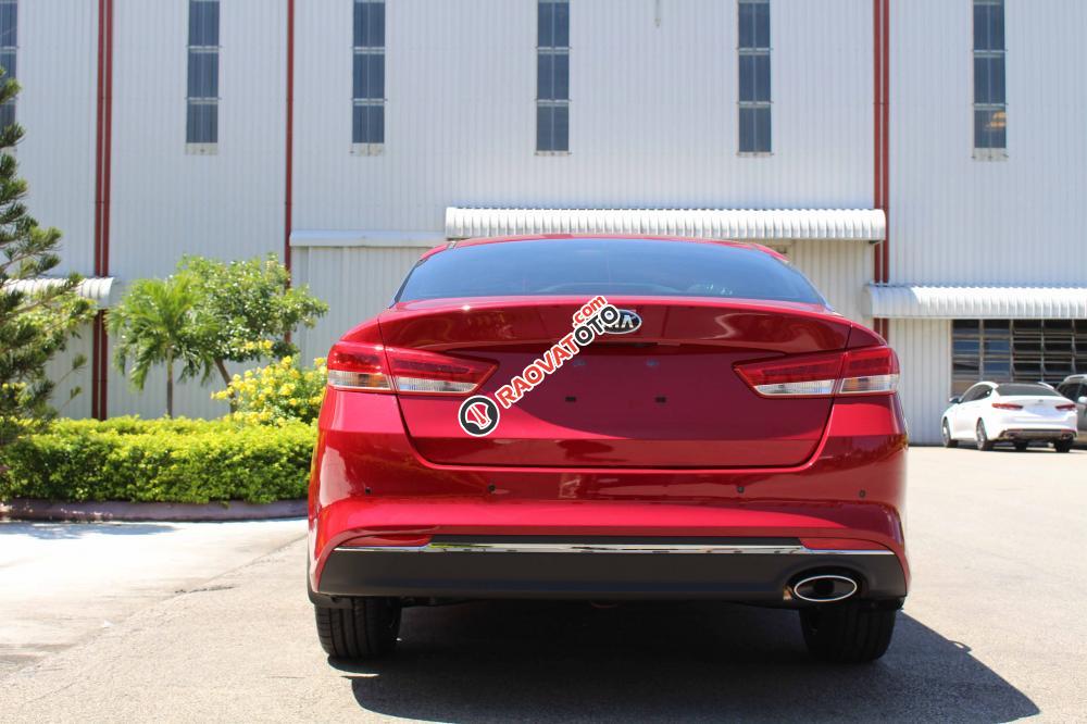 Bán Kia Optima 2.0AT sản xuất 2017, màu đỏ, có xe giao ngay-0