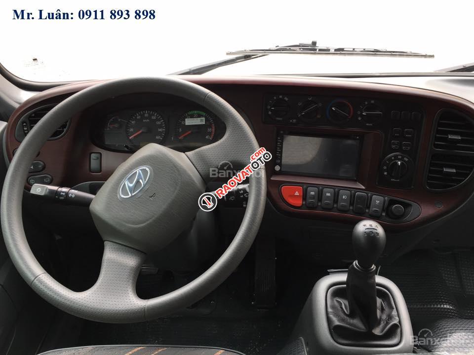 Bán xe 29 chỗ Hyundai County thân dài 3 cục, giá 1 tỷ 350 triệu, mới nhất 2017-4