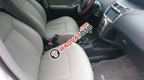 Cần bán Toyota Yaris AT đời 2010, màu trắng, nhập khẩu chính chủ, 435tr-1