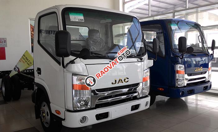 Bán xe JAC 1T99 cabin Isuzu, màu trắng, nhập khẩu, giá 385tr-3