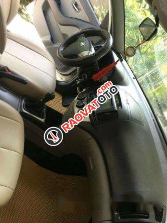 Cần bán Hyundai Avante MT đời 2011, màu trắng chính chủ-1