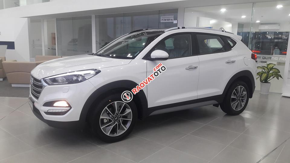 Hyundai Tucson 2.0 AT FWD full xăng - Ưu đãi lên đến 90 triệu, hỗ trợ vay 80% - LH: 0911899459-3