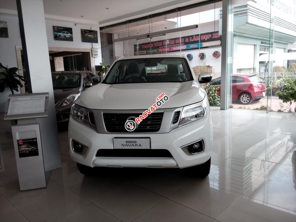 Cần bán Nissan Navara E, liên hệ 09339163442, nhập khẩu nguyên chiếc, giá 625 tr-0