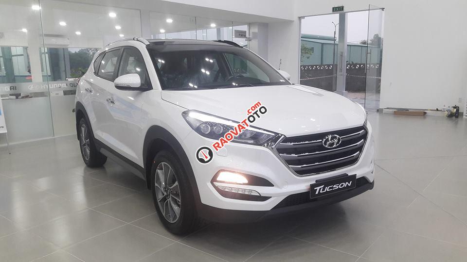 Hyundai Tucson 2.0 AT FWD full xăng - Ưu đãi lên đến 90 triệu, hỗ trợ vay 80% - LH: 0911899459-2