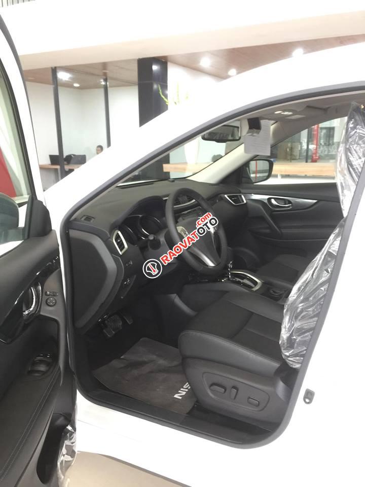 Bán xe Nissan X trail SL đời 2017, màu trắng-3