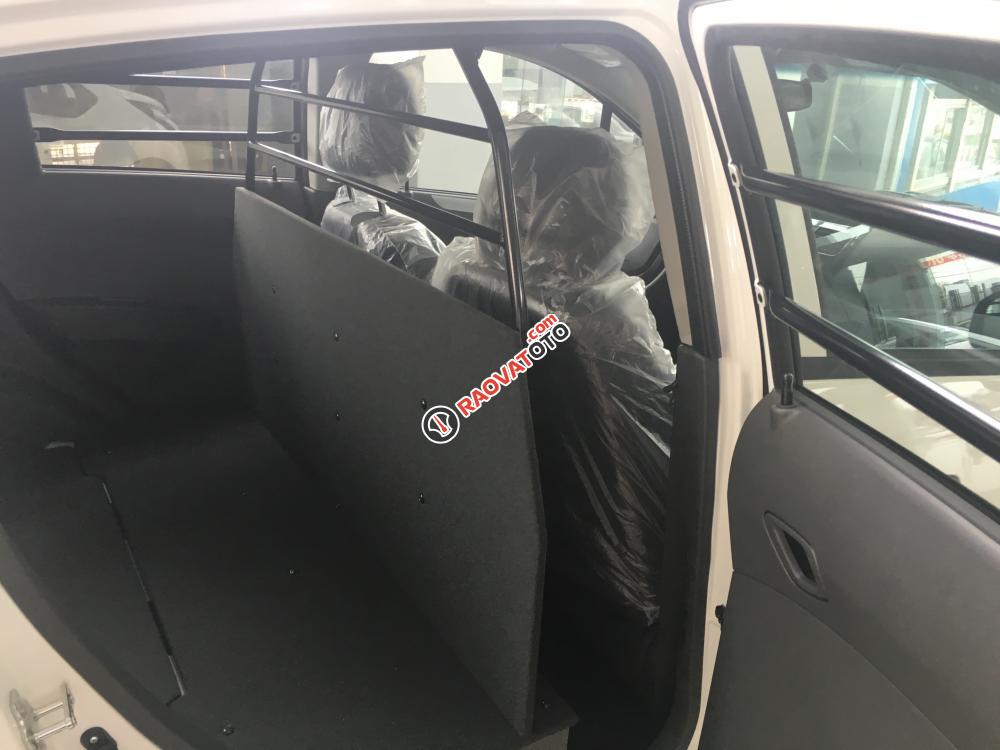 Bán Chevrolet Spark Duo, xe đủ màu, có xe giao ngay, hỗ trợ vay ngân hàng lãi suất thấp-4