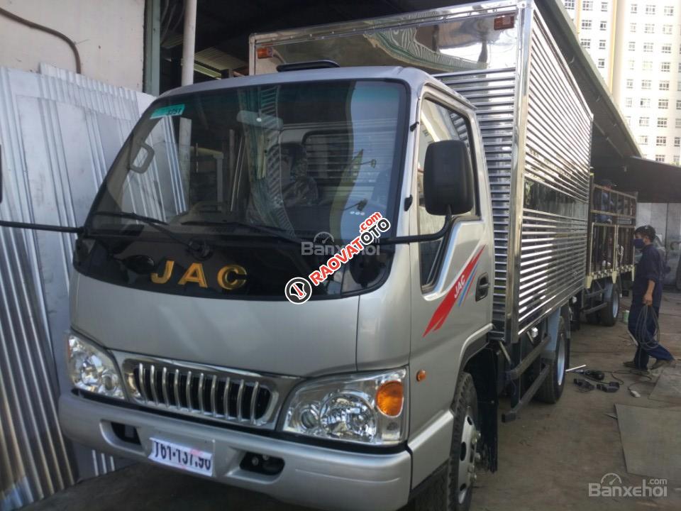 Bán xe tải JAC HFC 1030k4, thùng kín inox 3m72, hỗ trợ trả góp 90%-2