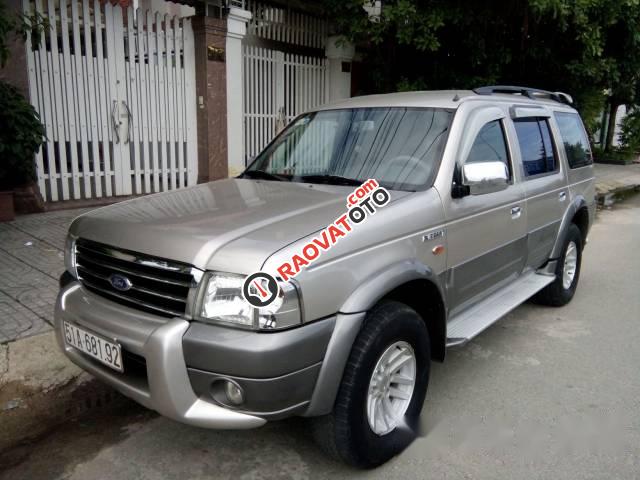 Cần bán Ford Everest 4x4 MT đời 2006 chính chủ, 345 triệu-0