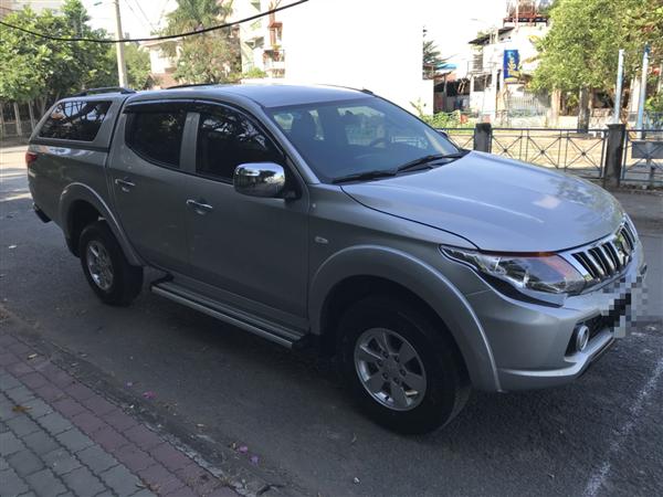 Bán ô tô Mitsubishi Triton GLX sản xuất 2016, màu bạc, giá 656tr-3