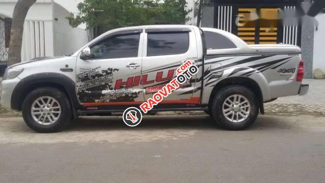 Bán ô tô Toyota Hilux MT đời 2012, nhập khẩu nguyên chiếc-1