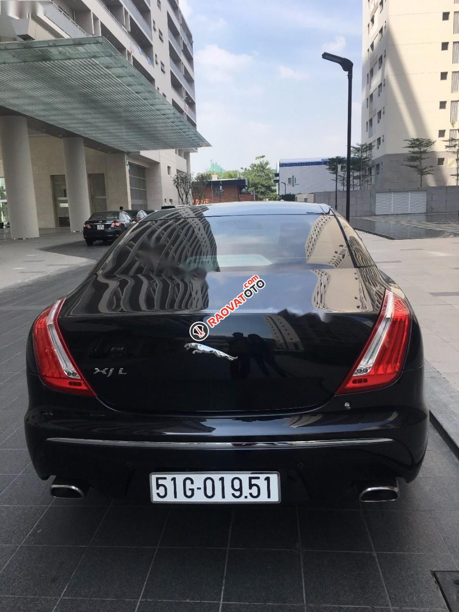 Cần bán xe Jaguar XJ đời 2011, màu đen, xe nhập

-4