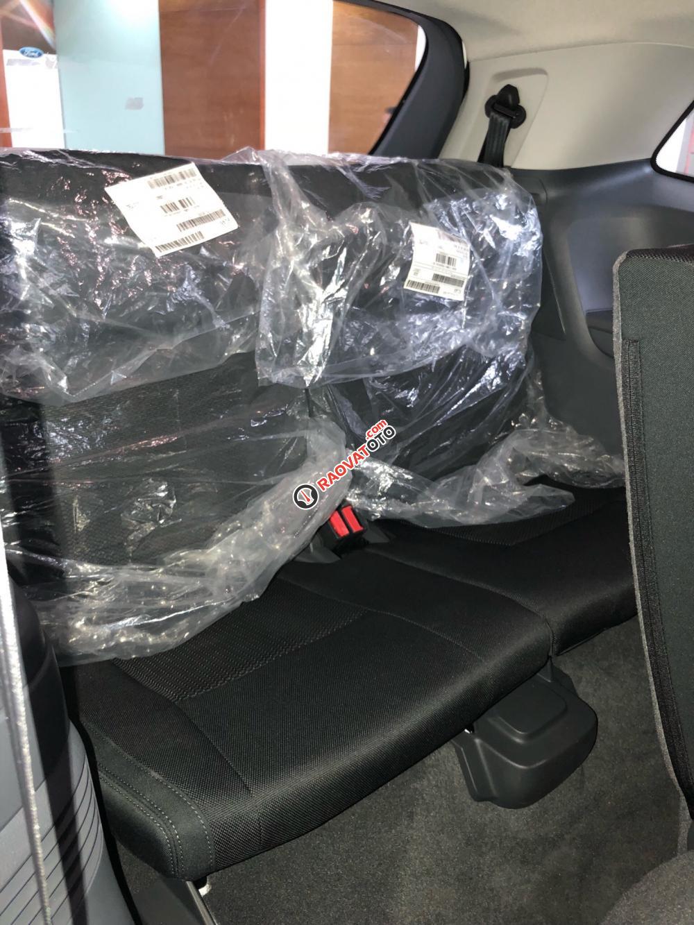 Bán Ford Everest 4x4 MT sản xuất 2017, màu trắng, nhập khẩu-4