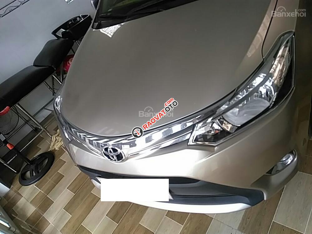 Bán ô tô Toyota Vios J 2014, màu vàng chính chủ-1