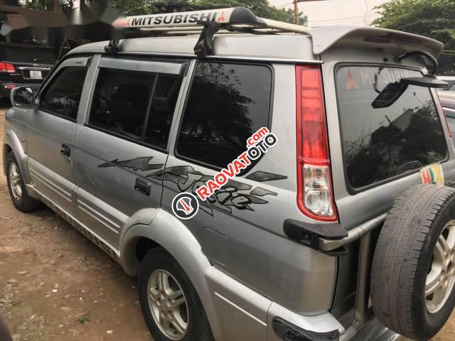 Bán Mitsubishi Jolie MPI đời 2006, màu bạc số sàn, giá chỉ 195 triệu-2