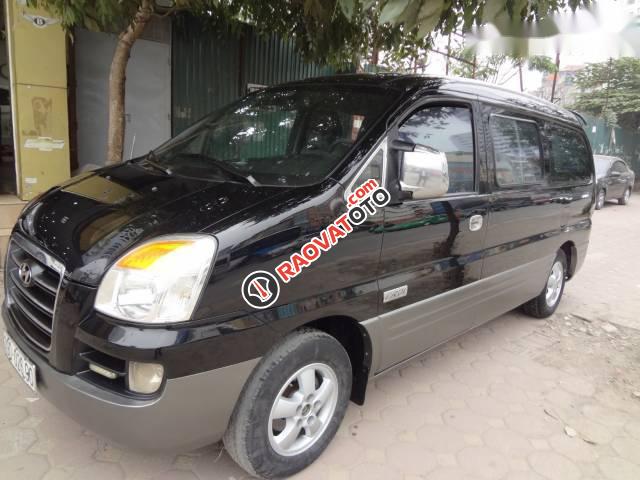 Cần bán Hyundai Starex GRX đời 2005, màu trắng-1