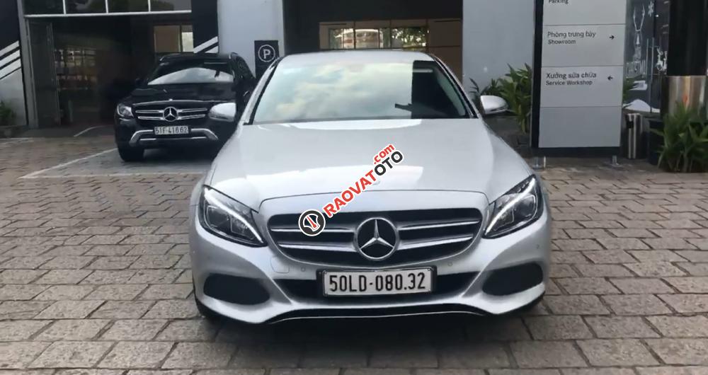 Bán xe Mercedes C200 2016, thanh toán chỉ 360 triệu nhận xe ngay với gói vay cực ưu đãi-0